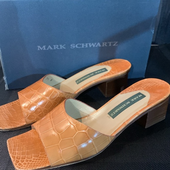 Vintage Mark Schwartz Orange Crocodile Slide - Picture 2 of 3
